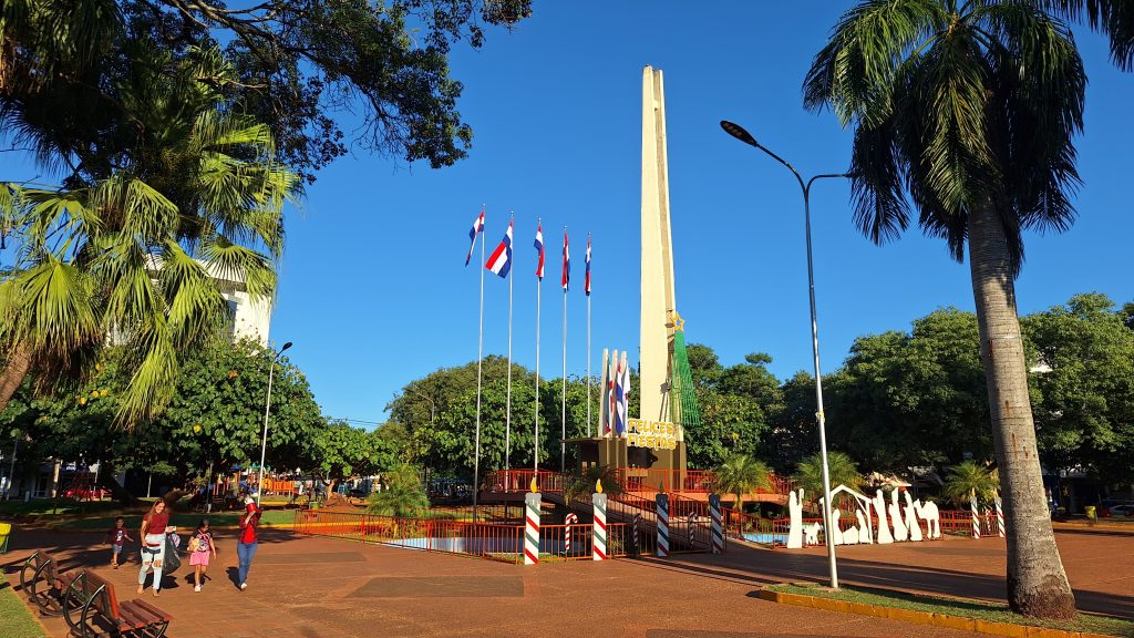 Plaza de Armas, Encarnación