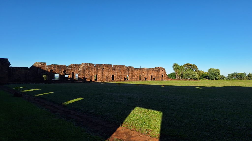Ruinas de la Misión Jesuítica de Jesús de Tavarangue