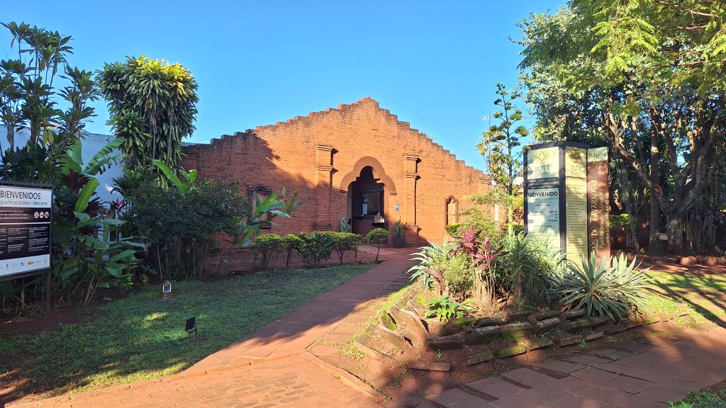 Ruinas de la Misión Jesuítica de Jesús de Tavarangue