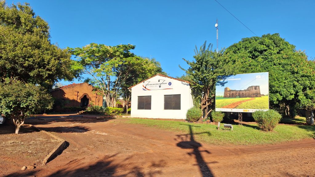 Ruinas de la Misión Jesuítica de Jesús de Tavarangue